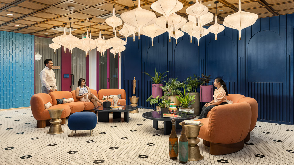 A group of people sitting in chairs.