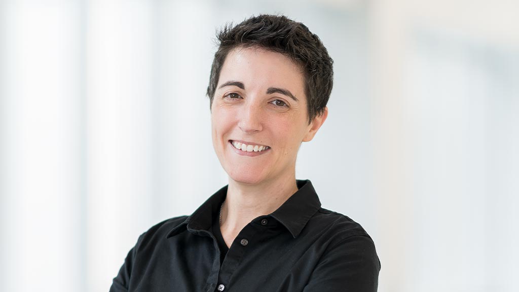 Debora Novarini headshot