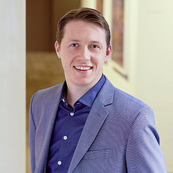 Andrew Stern headshot