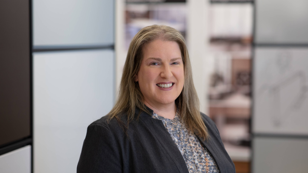 Karen Solomon headshot