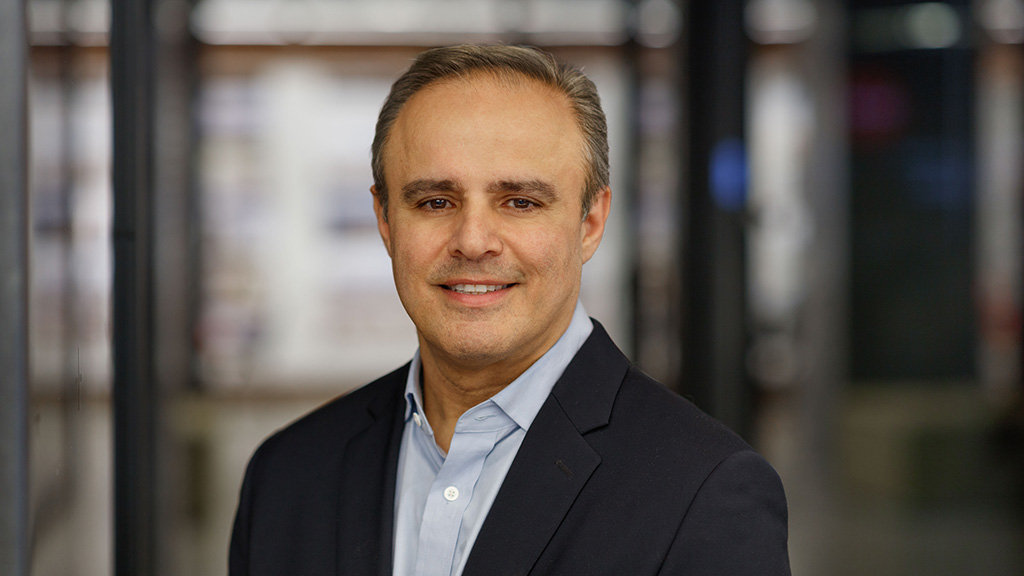 Joseph Lauro headshot