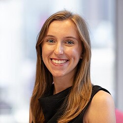 Gabriela Toscano headshot