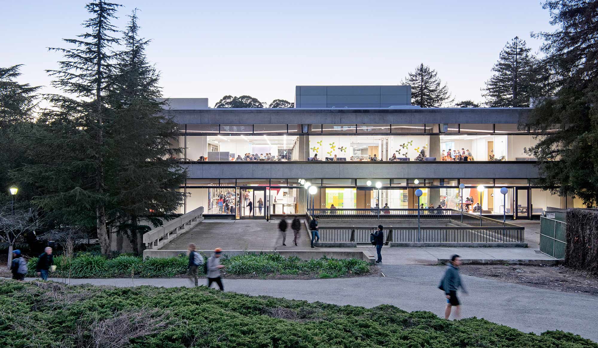 A building with a glass front.