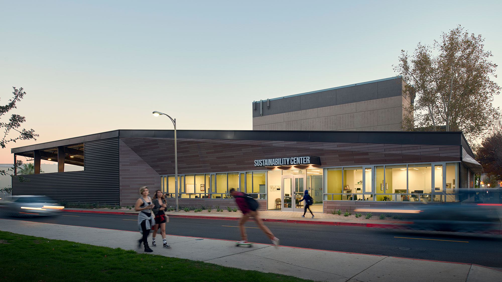 An exterior view of the CSU Northridge Student Sustainability Center building.