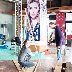 A person painting a picture.