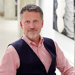 Collin Burry’s photo