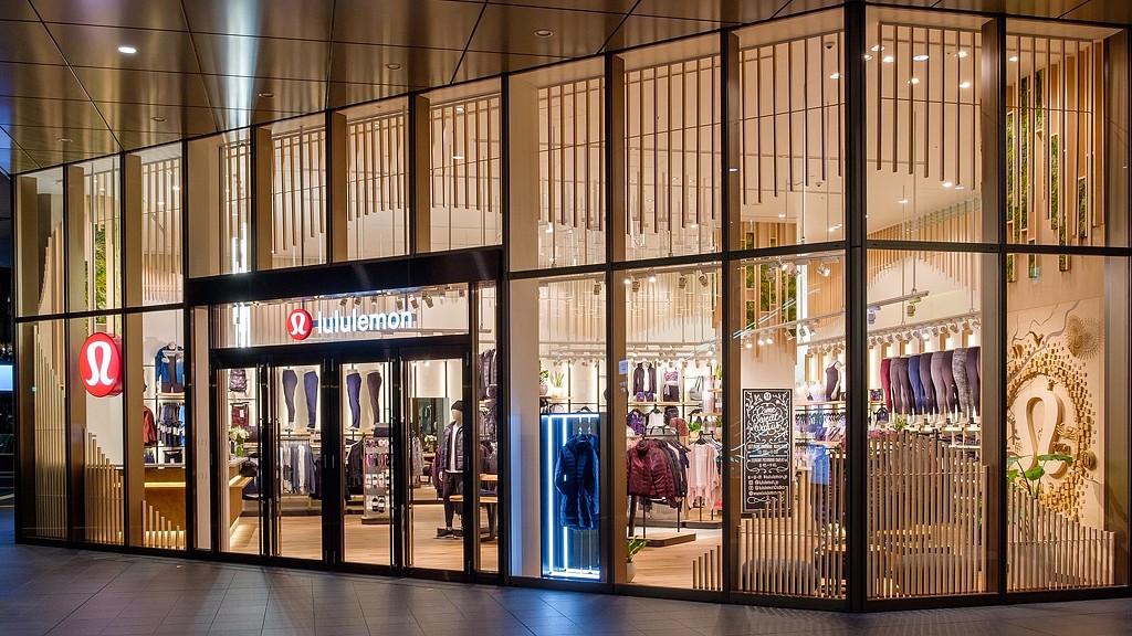 LULULEMON Flagship Store, AIM ARCHITECTURE