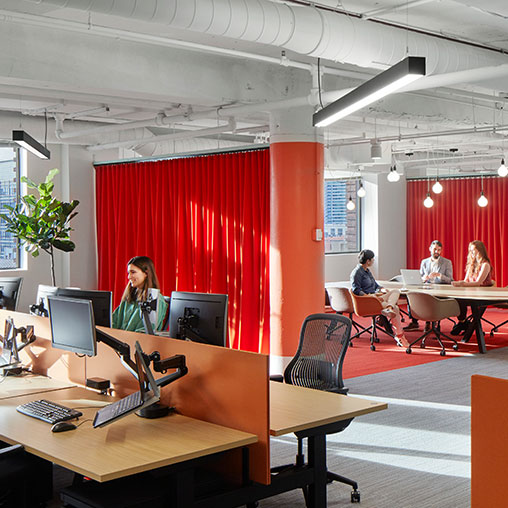Edelman Chicago workstations and collaboration space