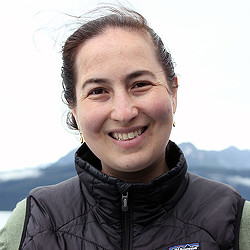 Mallory Taub headshot.