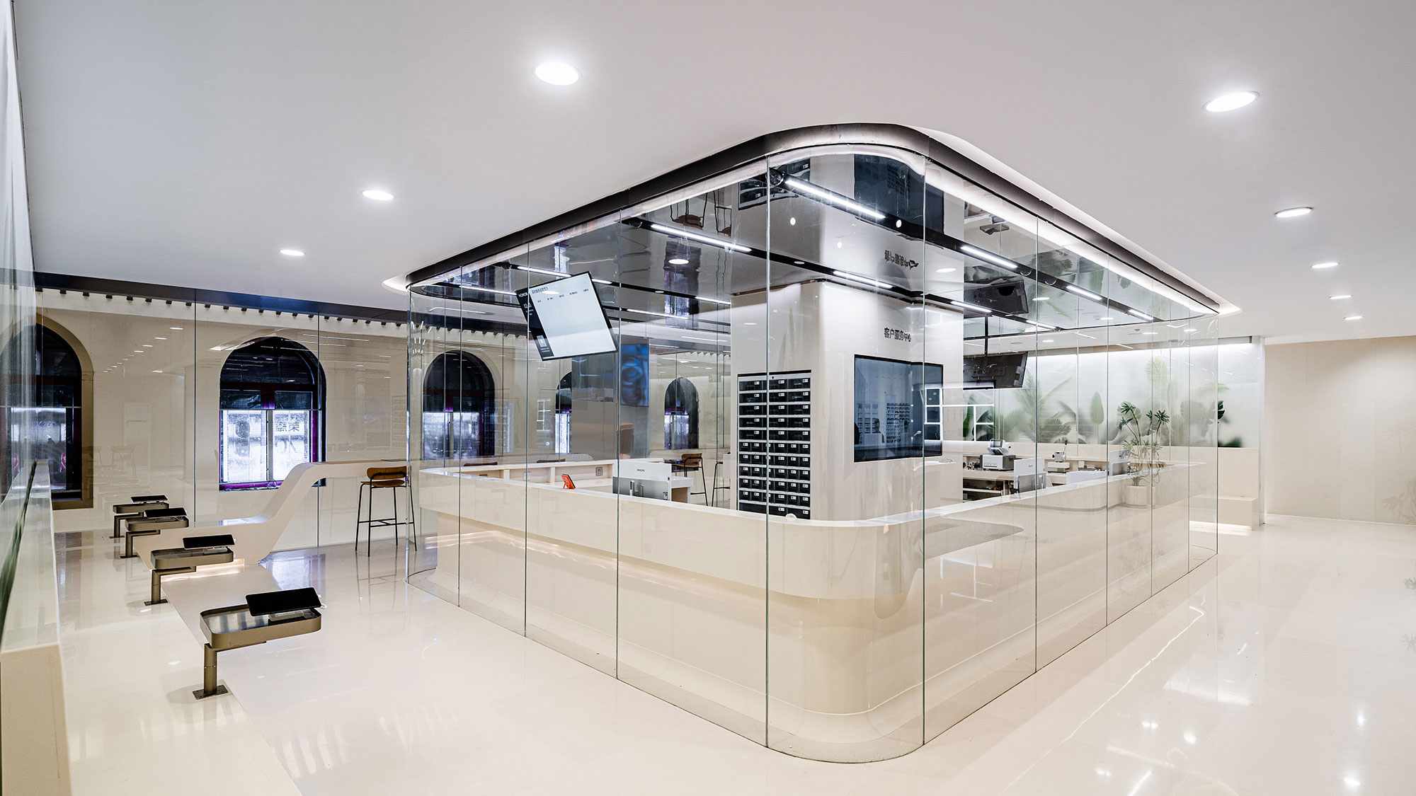 China's Honor Life Store Shows How Retail Design Acts as a Cultural and  Brand Lens