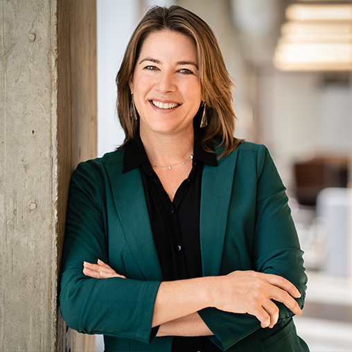 Amy Bixler headshot