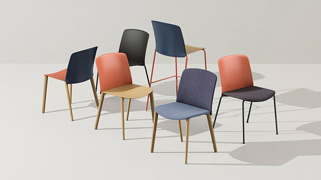Arper Mixu chairs.