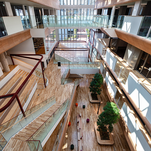 Chuo University Tama Campus Learning Center atrium