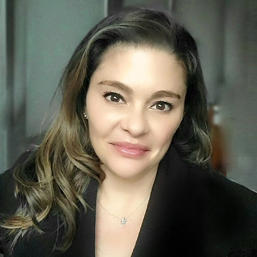 Diana Apalategui headshot
