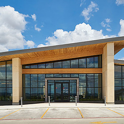 First United Bank Fredericksburg building exterior