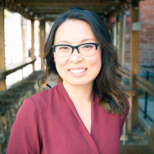 Leah Macaulay headshot