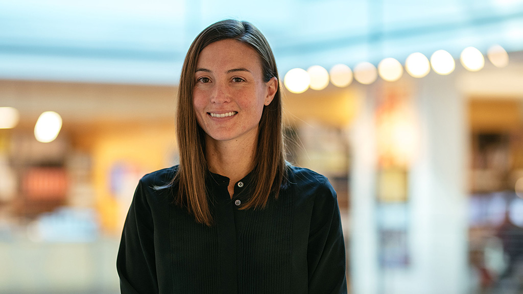 Jennifer Hamilton's headshot.