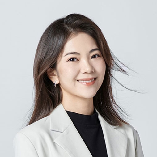 A photo of Zilia Zhou.