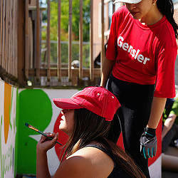 A woman in a red hat.