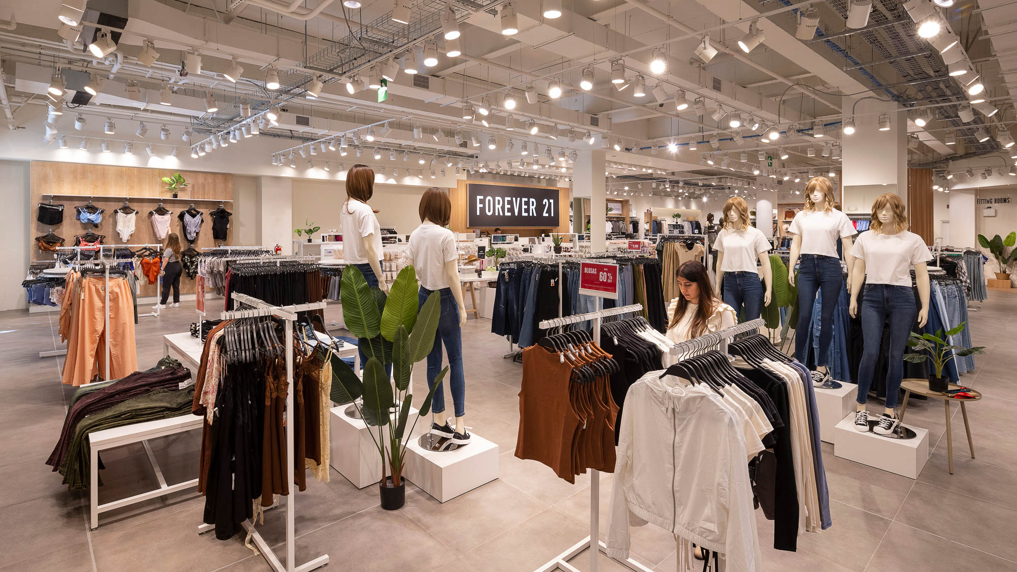 Forever 21 Flagship Store | Projects | Gensler