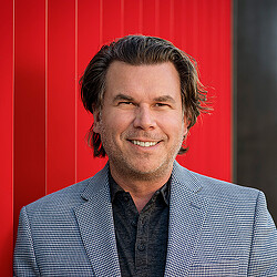 Patrick Magness headshot