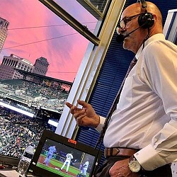 Kirk Gibson at Tigers game.