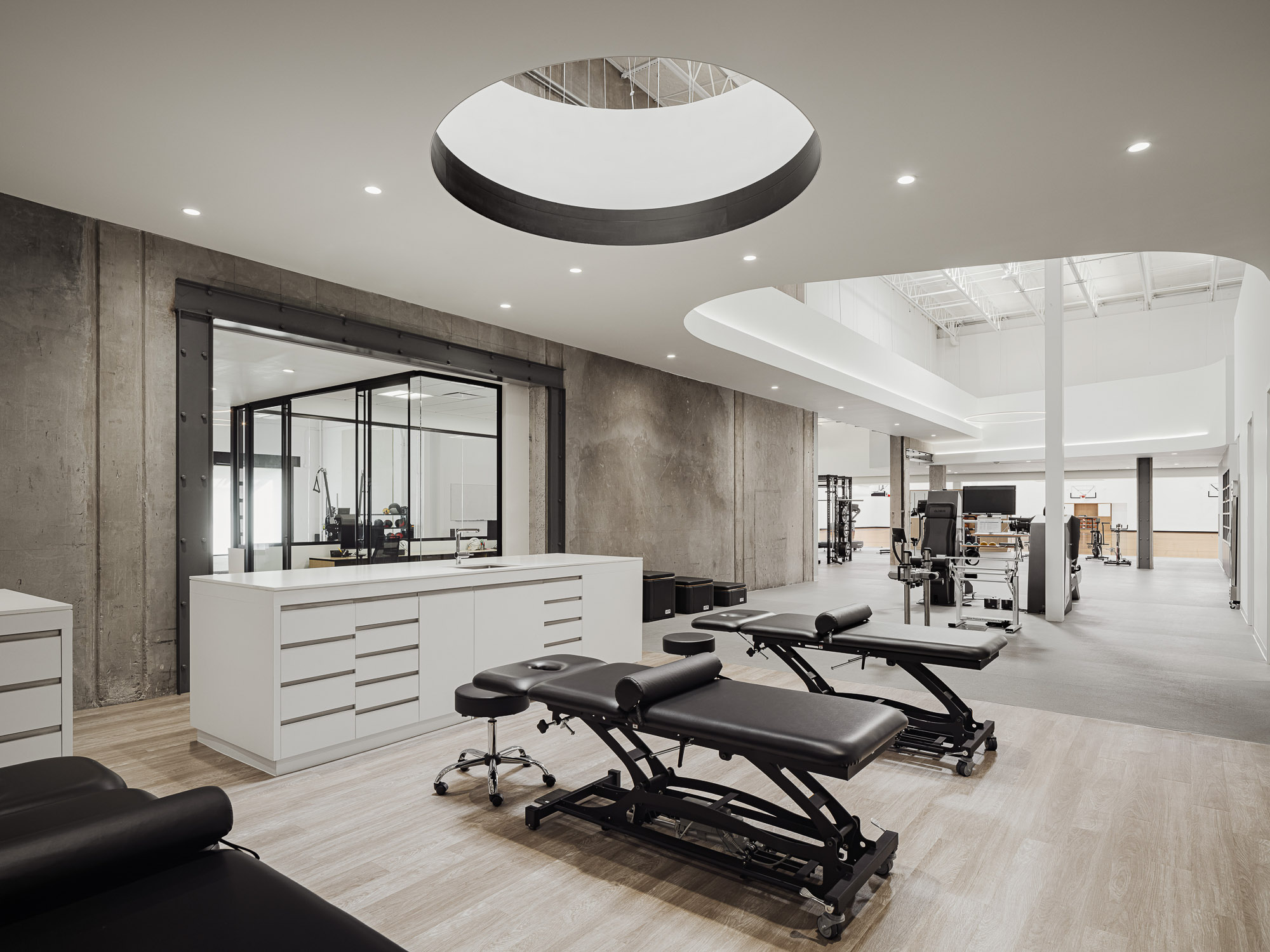 Phoenix Mercury training facility massage room