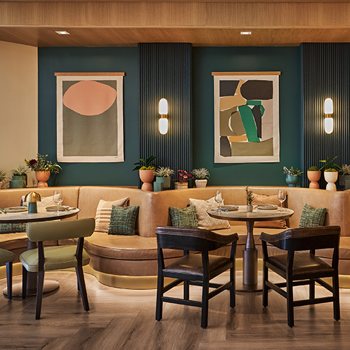 Hyatt Regency Irvine dining area with tables and seats
