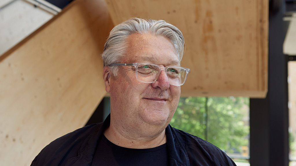 Russell Gilchrist headshot