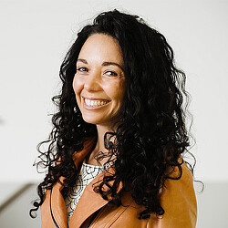 Patricia Nobre headshot
